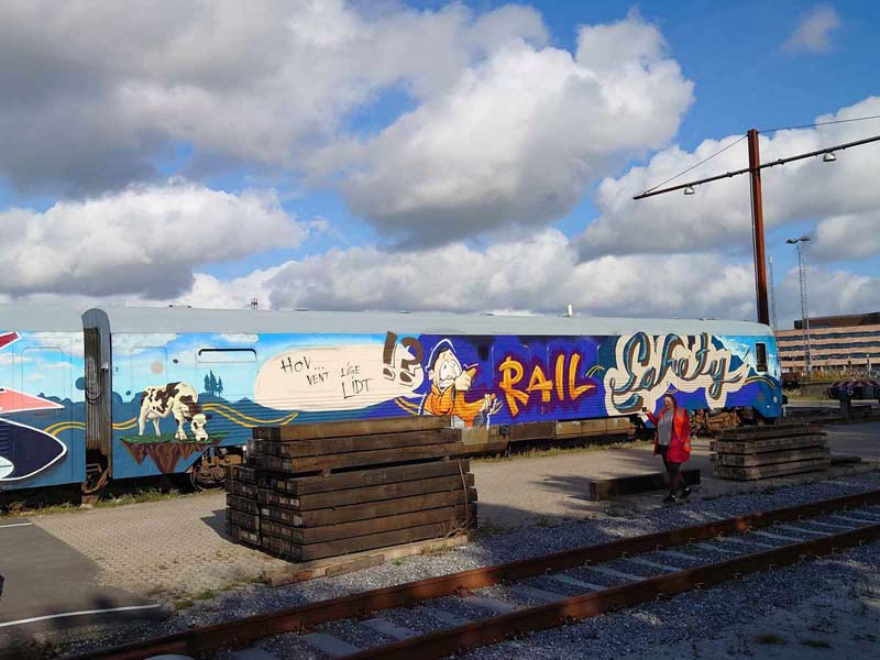 Graffiti på tog malet af graffitimaler Jakob i